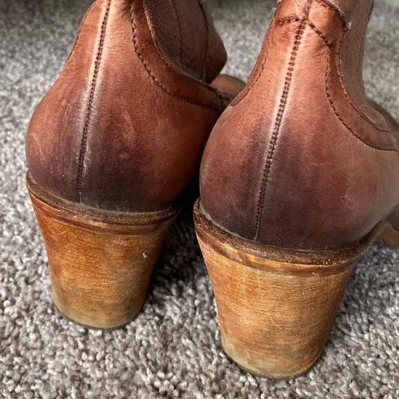 SAM EDELMAN leather cowboy boots - Picture 2 of 5